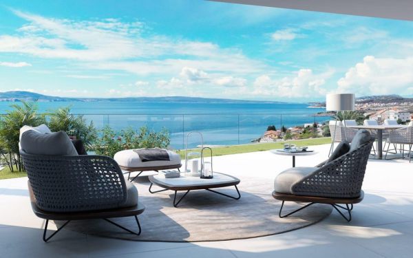 Modern apartment with panoramic sea views