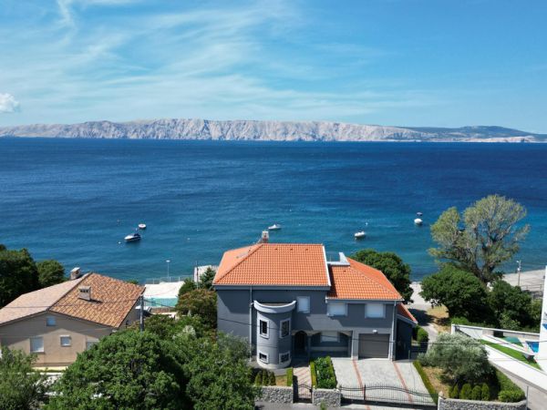 Seafront apartment villa for sale in Croatia - Panorama Scouting H2672.
