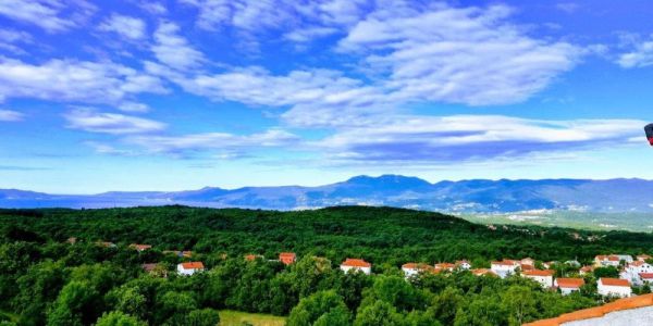 Green view to the sea of ​​property H2699 in the Rijeka region, Croatia - Panorama Scouting.
