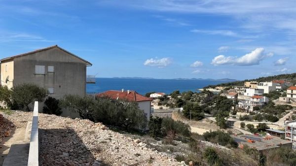 Real Estate Croatia, H2851 Single-family house with sea view - Panorama Scouting