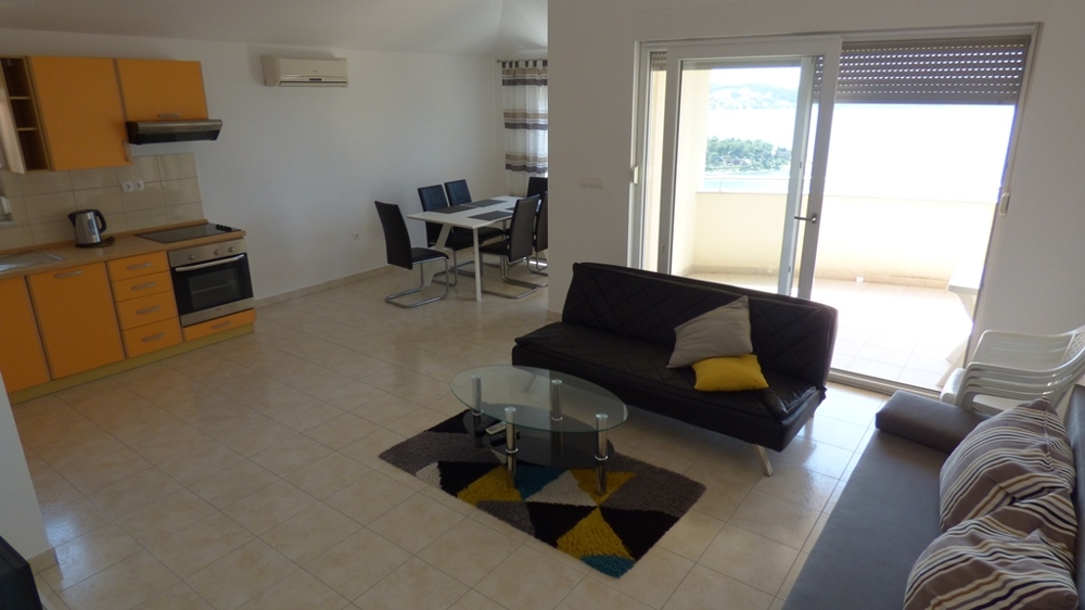 Cheap apartments with fantastic sea views in Dalmatia for sale - Panorama Scouting GmbH.