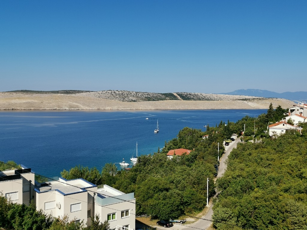 Jadranovo Furnished Apartment with beautiful Sea Views