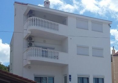 Spacious, traditional style apartment for sale in Croatia.