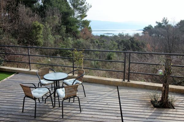 Apartment with garden and panoramic sea view in Croatia for sale - Panorama Scouting Properties.