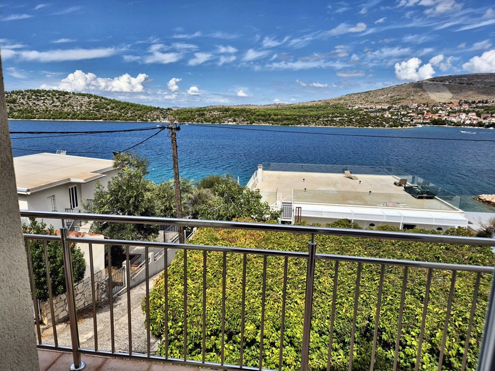 Apartment with sea views for sale near Sibenik, Dalmatia.
