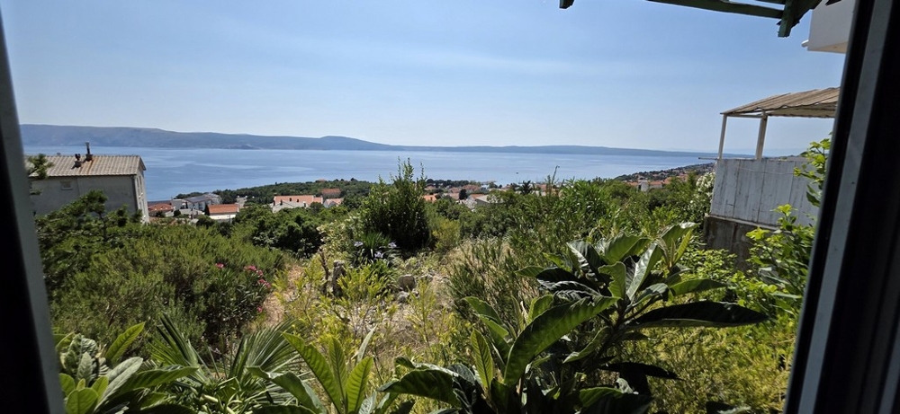 Studio with a beautiful sea view for purchase in Croatia.