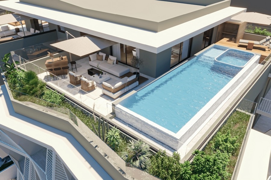 Penthouse with infinity pool and large terrace