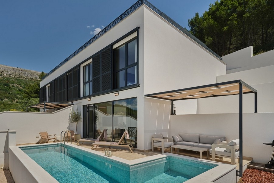 Modern luxury villa with pool in Podstrana Croatia