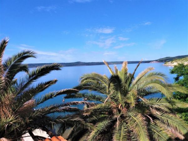 Buy real estate by the sea in Croatia - Panorama Scouting.