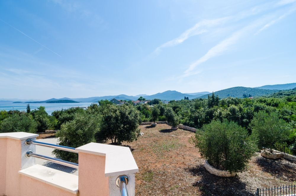 Villa H1012 sea view for sale on Peljesac in Croatia.