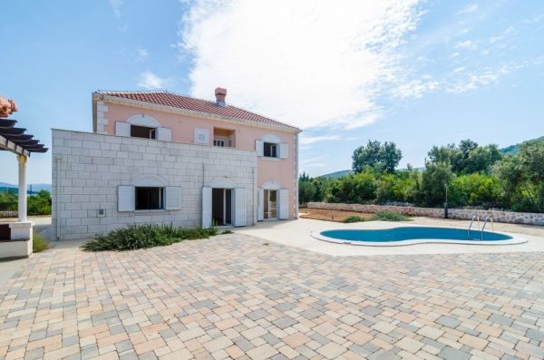 Villa on the peninsula Peljesac in Croatia for sale.