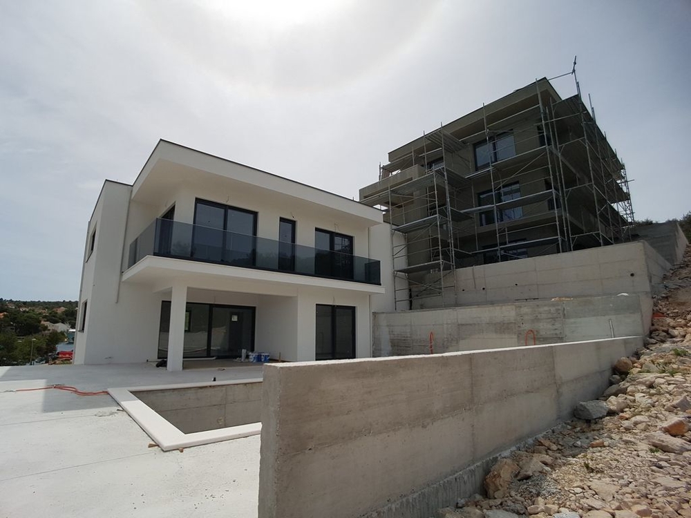 The seaside villa with swimming pool is still under construction in the Rogoznica region.