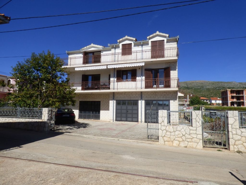 Larger house on the island of Ciovo in Dalmatia for sale.
