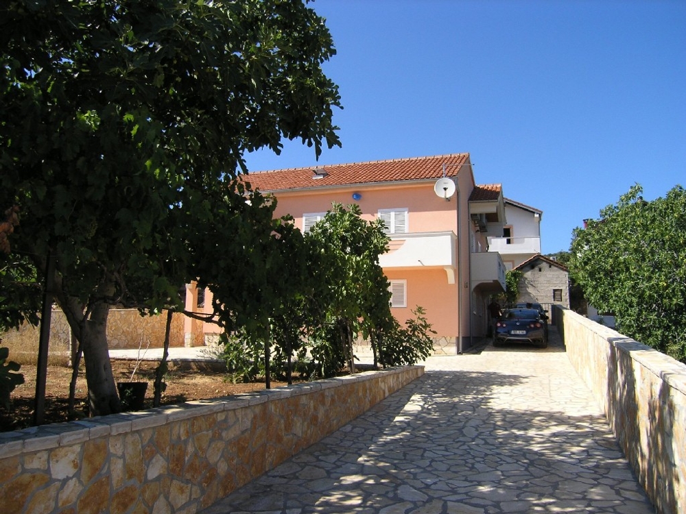 Access to the property H1260 near Zadar in Croatia.