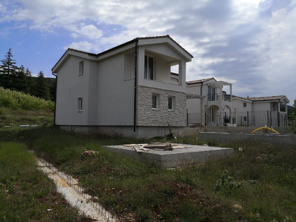 Stone house with pool for sale in Croatia - Panorama Scouting.