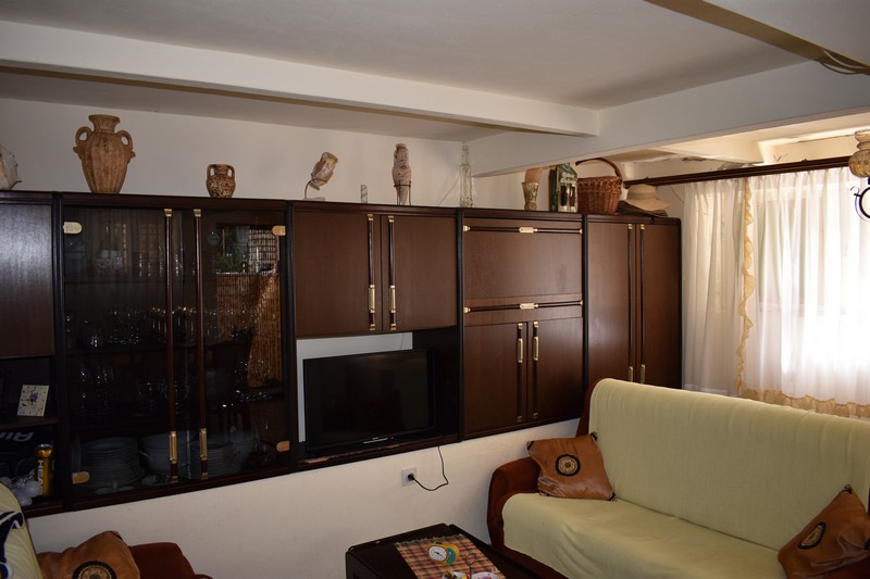 Glance into the living room of property H1567, Dalmatia region.