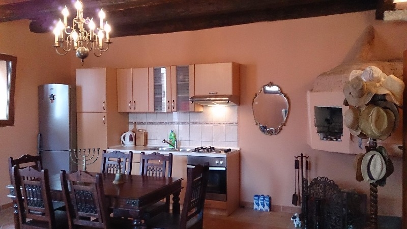 Kitchen with dining area of ​​the property H1592 - Buy a family house Croatia.