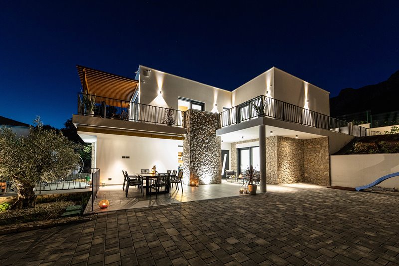 New villa for sale near Novi Vinodolski in Croatia - Panorama Scouting Immobilien GmbH.