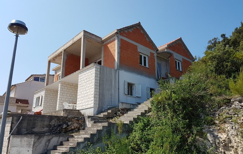 House in Croatia for sale. H1657 on the island of Korcula.