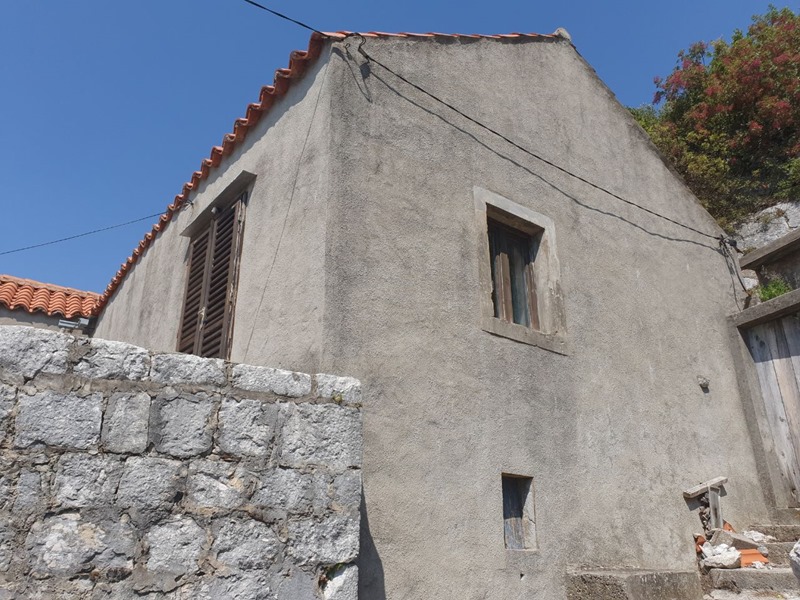 Buy a house in Dalmatia - Panorama Scouting Real Estate.