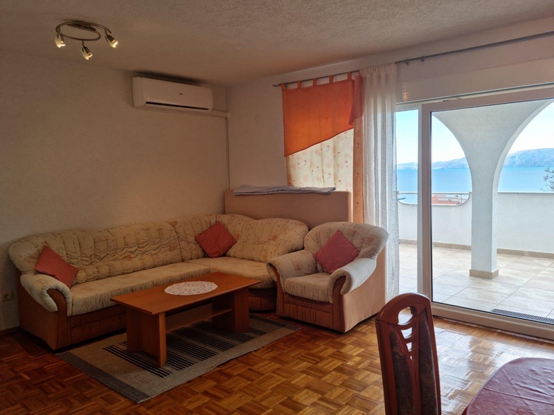 Air-conditioned living area with terrace,