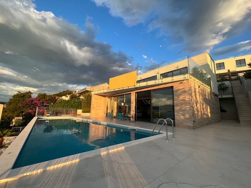 Overview of luxury villas H1927 in Croatia - Panorama Scouting.