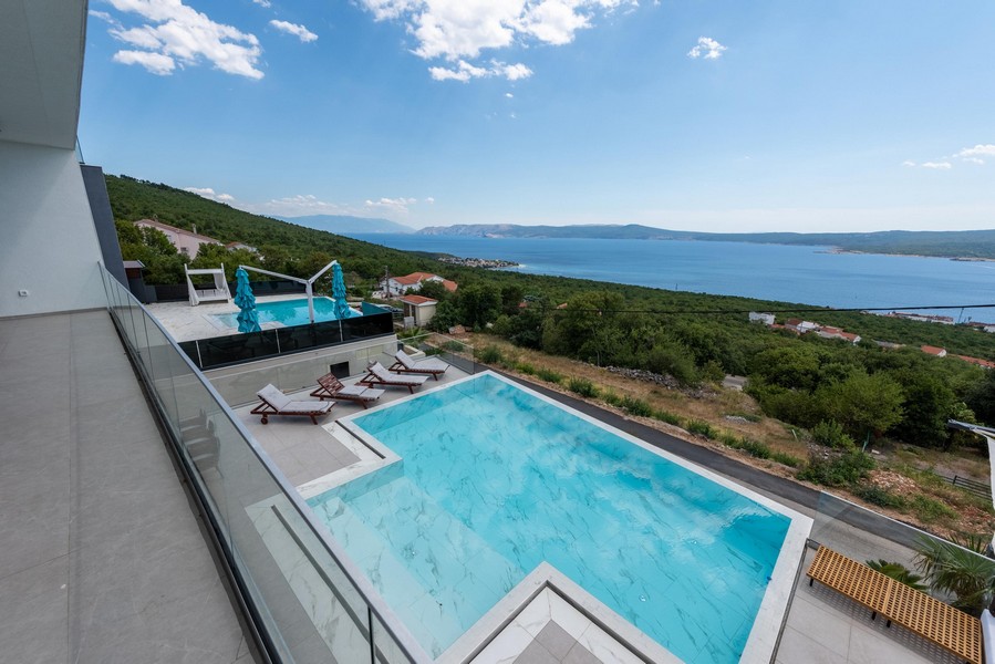 Luxury villa with pool and sea view in Croatia for sale - Luxury property H1932 in Crikvenica, Kvarner Bay.