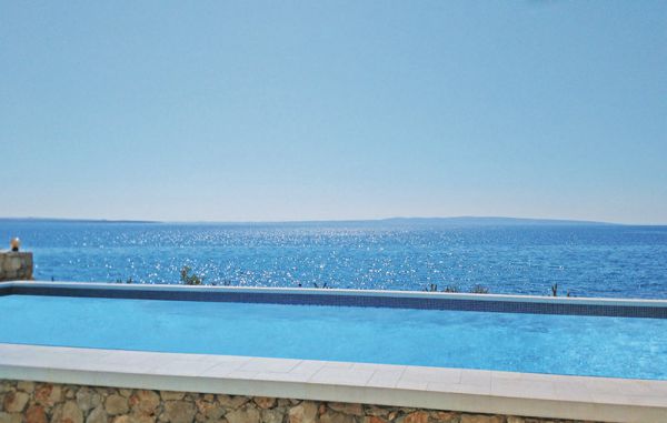 Seafront villa in Croatia for sale - Luxury real estate Croatia - Panorama Scouting.