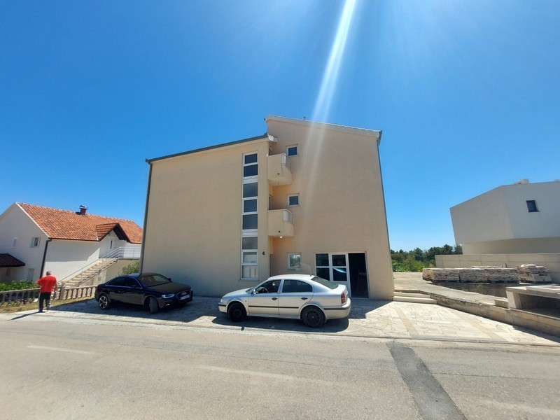 House for sale Croatia, Central Dalmatia, Ciovo Island + Trogir - Panorama Scouting Properties H2200, Price: 710.000 EUR - Image 4