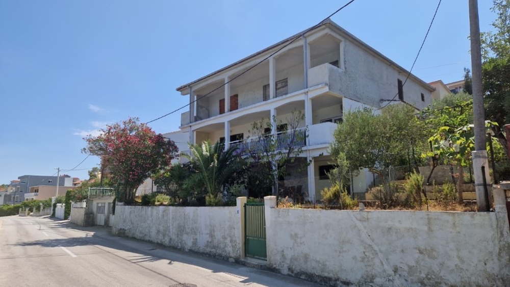 House for sale Croatia, Central Dalmatia, Ciovo Island + Trogir - Panorama Scouting Properties H2285, Price: 650.000 EUR - Image 2