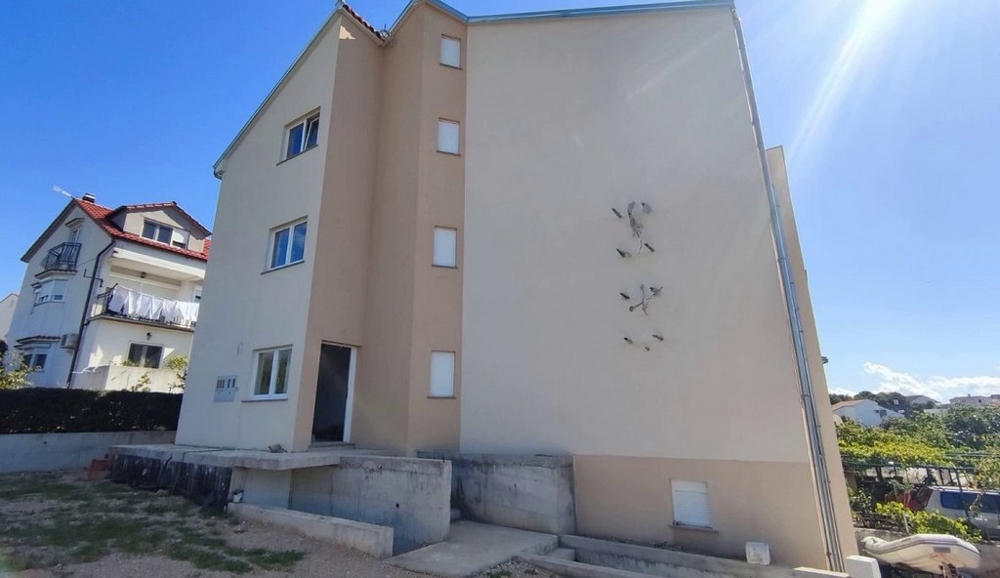 Buy an apartment building in the region of Sibenik, Croatia - Panorama Scouting.