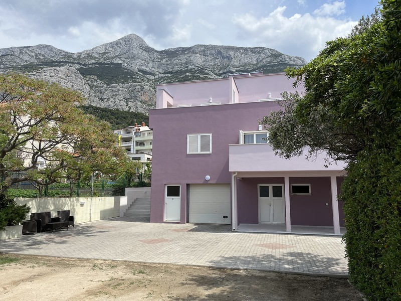 Purple house in Makarska, Croatia for sale - Panorama Scouting real estate agents.