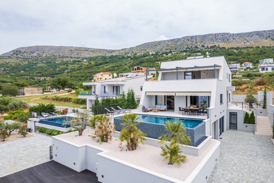 Modern luxury villa with beautiful sea views, Split, Croatia - Panorama Scouting.