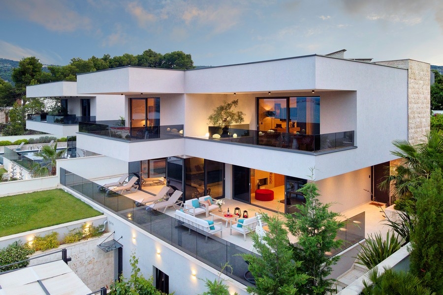 Modern villas with sea views - Panorama Scouting