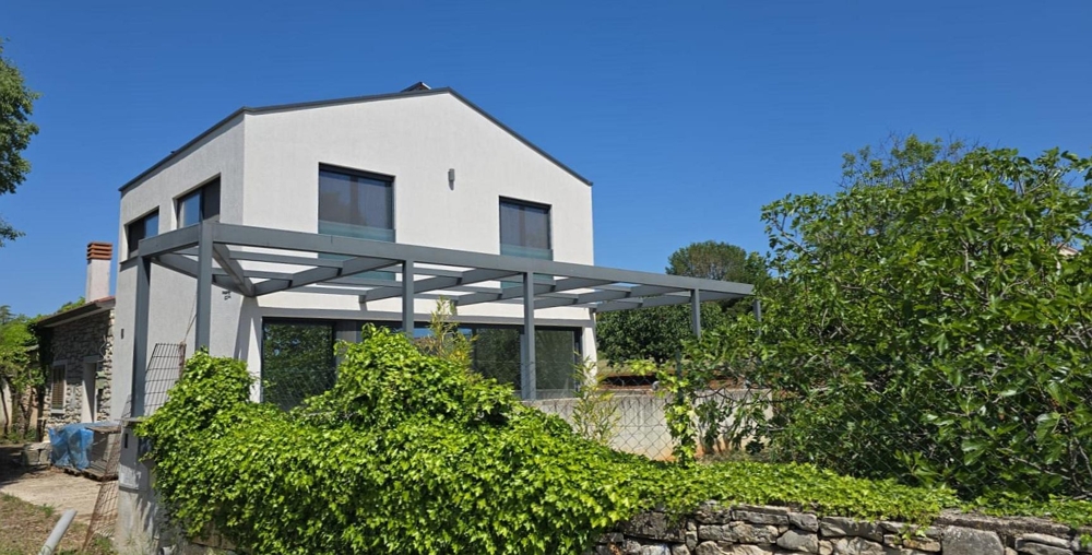 Buy modern house near Porec in Croatia - H3909