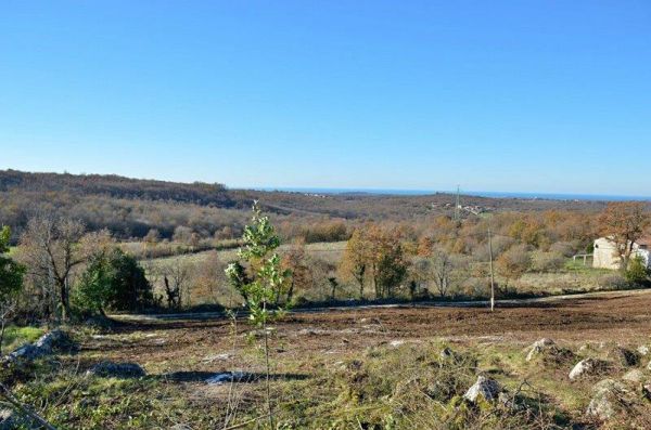 Buy a building plot with sea view in Istria.