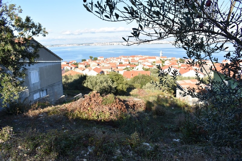 Land on the island of Ugljan in Croatia for sale - Panorama Scouting Immobilien.